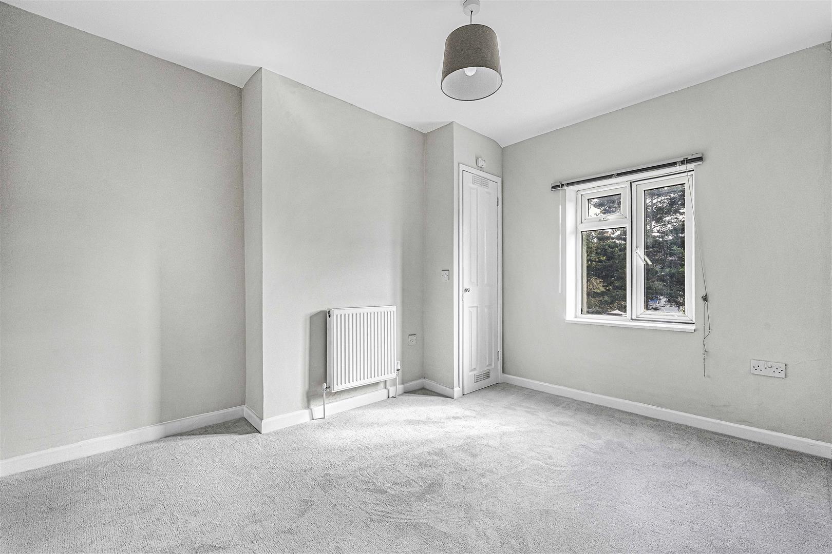 William Street Reading Terraced House for sale in Reading