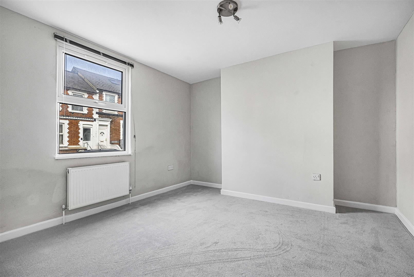 William Street Reading Terraced House for sale in Reading